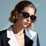 HS1425 - Women Fashion Bold Square Sunglasses