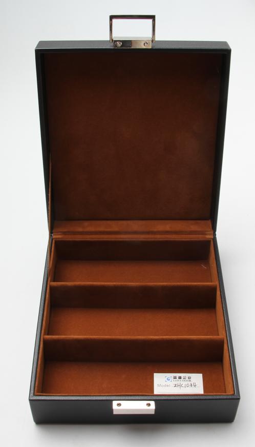 DC3 - Custom Premium Portable Storage Display Eyewear Box - Iris Fashion Inc. | Wholesale Sunglasses and Glasses