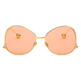 CD05 Women's Trendy Oversize Pantone Lens Sunglasses - Iris Fashion Inc. | Wholesale Sunglasses and Glasses