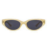 HS1391 - Bold Retro Oval Cat-Eye Rivet Wholesale Sunglasses
