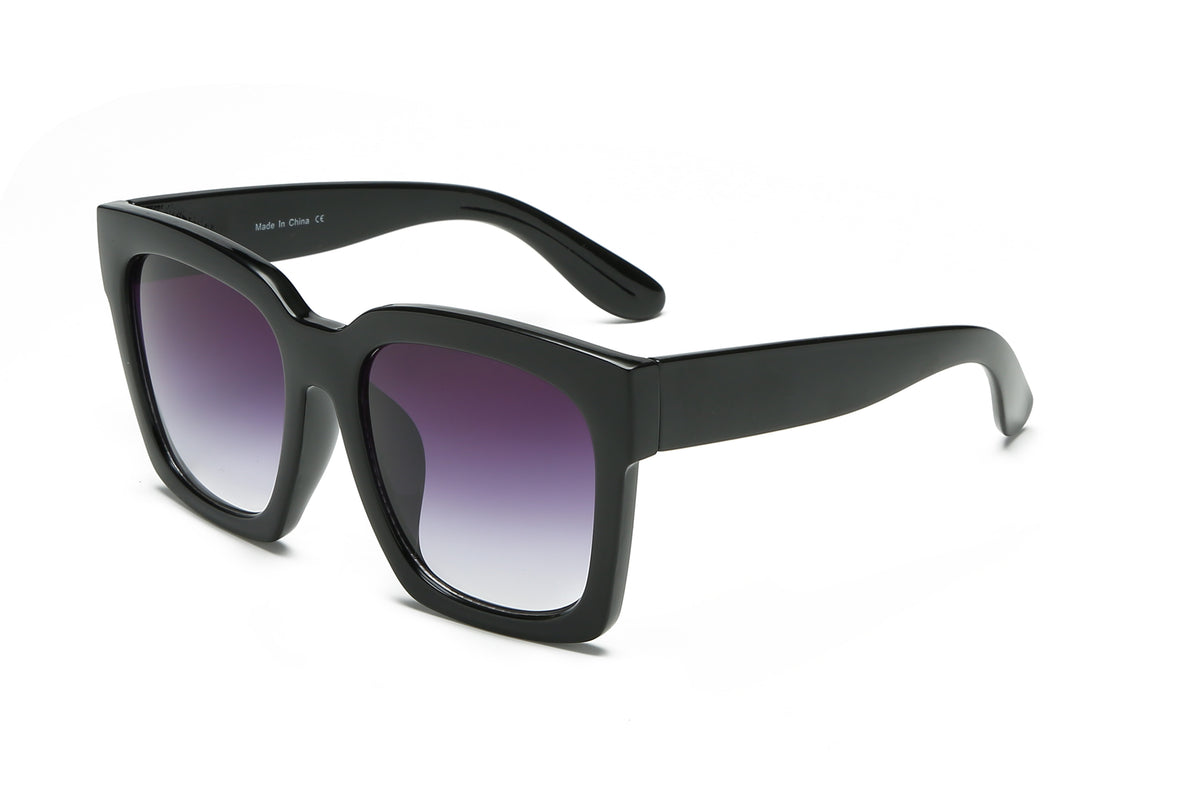 S1117 - Women Square Oversize Fashion Sunglasses - Iris Fashion Inc. | Wholesale Sunglasses and Glasses