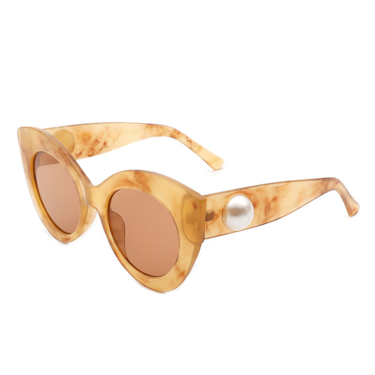 HS1062 - Women Retro Round Pearl Design Cat Eye Fashion Sunglasses