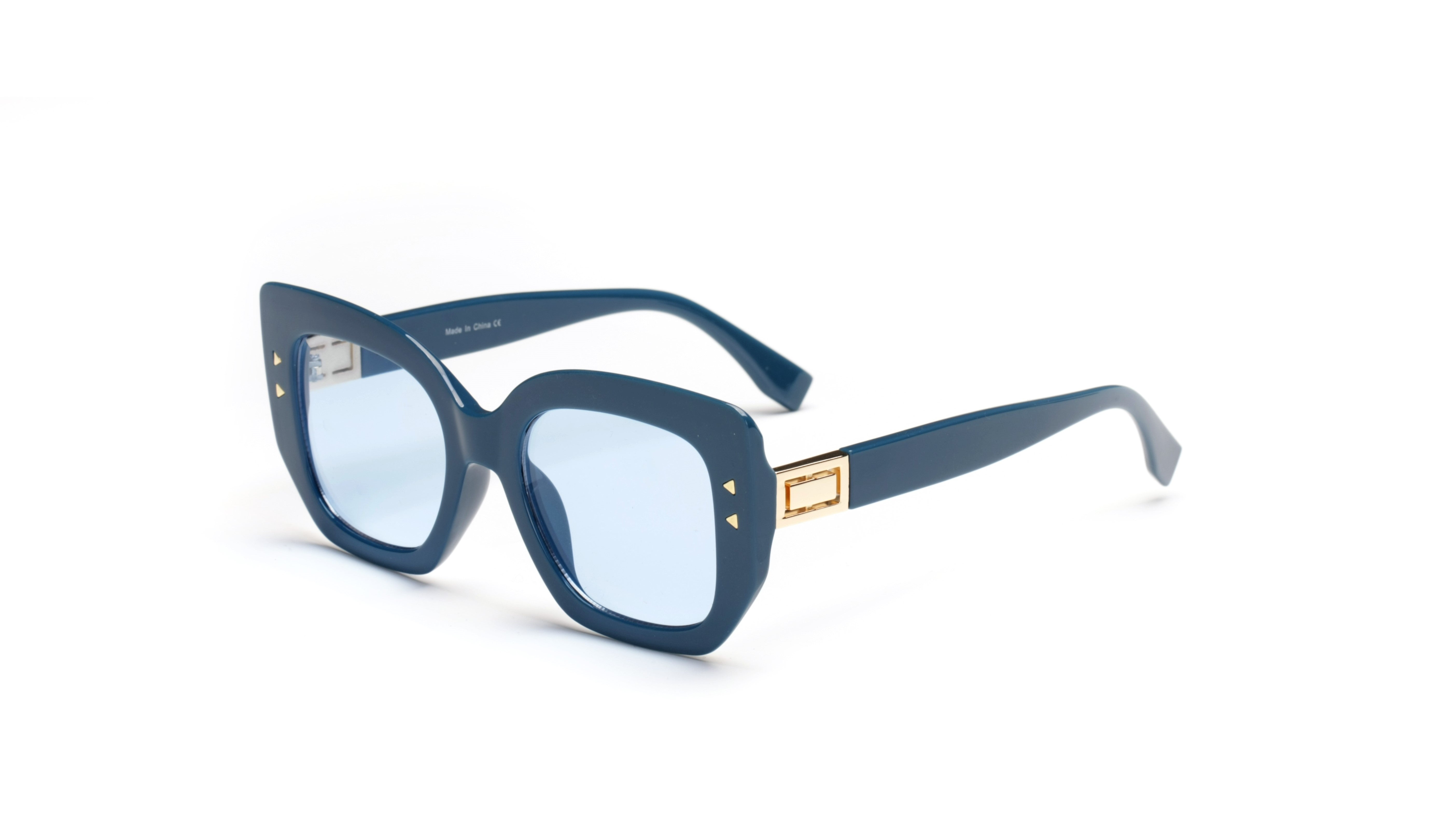 S3033 - Women Square Cat Eye Fashion Sunglasses - Iris Fashion Inc. | Wholesale Sunglasses and Glasses