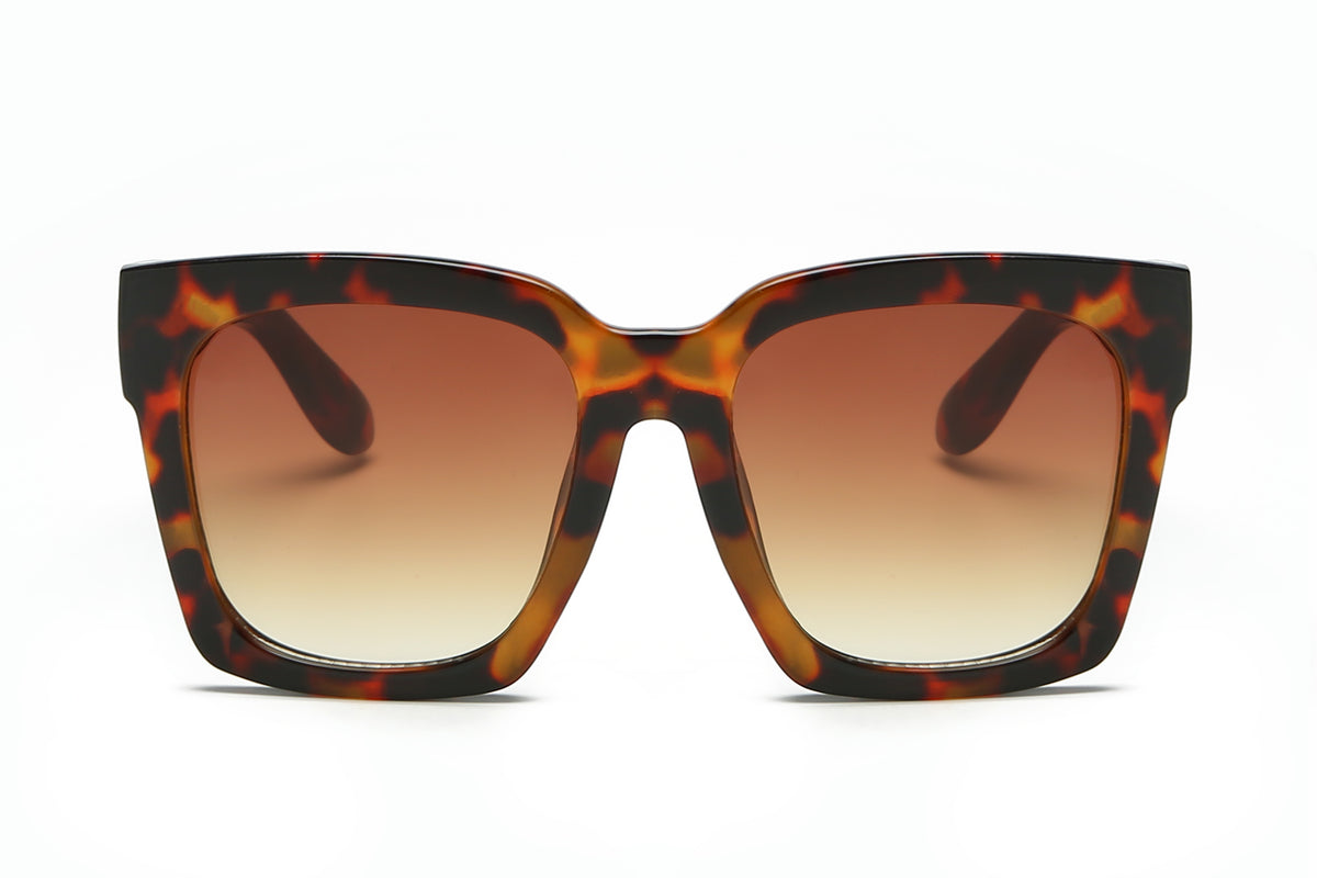 S1117 - Women Square Oversize Fashion Sunglasses - Iris Fashion Inc. | Wholesale Sunglasses and Glasses