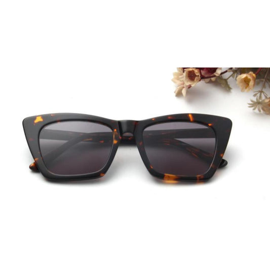 SA2 - Women Retro High Pointed Cat Eye Fashion Sunglasses - Iris Fashion Inc. | Wholesale Sunglasses and Glasses