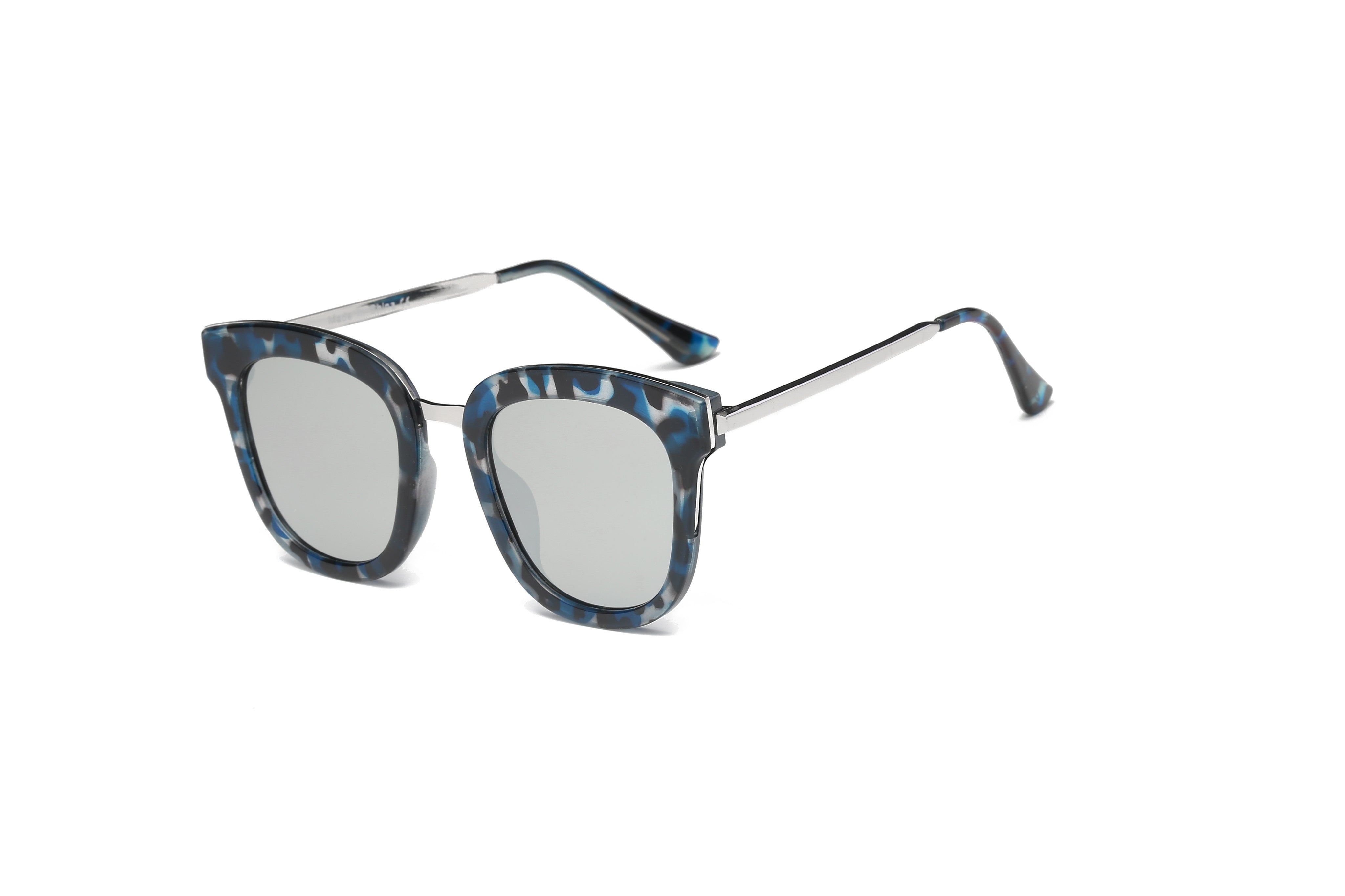 D65 Square Horn Rimmed Boxy Mirrored Lens Sunglasses - Iris Fashion Inc. | Wholesale Sunglasses and Glasses