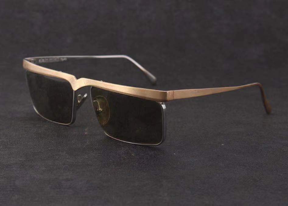 Rectangle Flat Top Fashion Sunglasses - Iris Fashion Inc. | Wholesale Sunglasses and Glasses